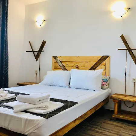 Hotel Adrian