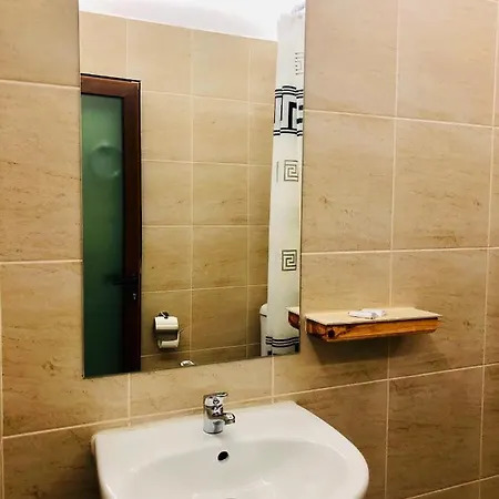 Hotel Adrian Škorpilovci