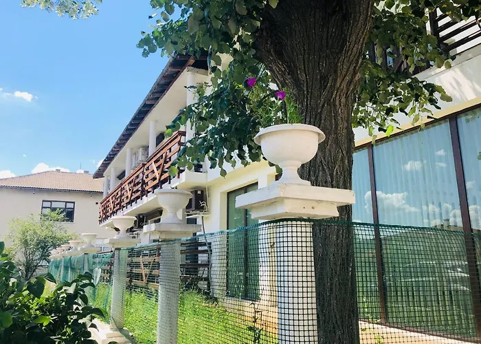 Adrian 2* Škorpilovci